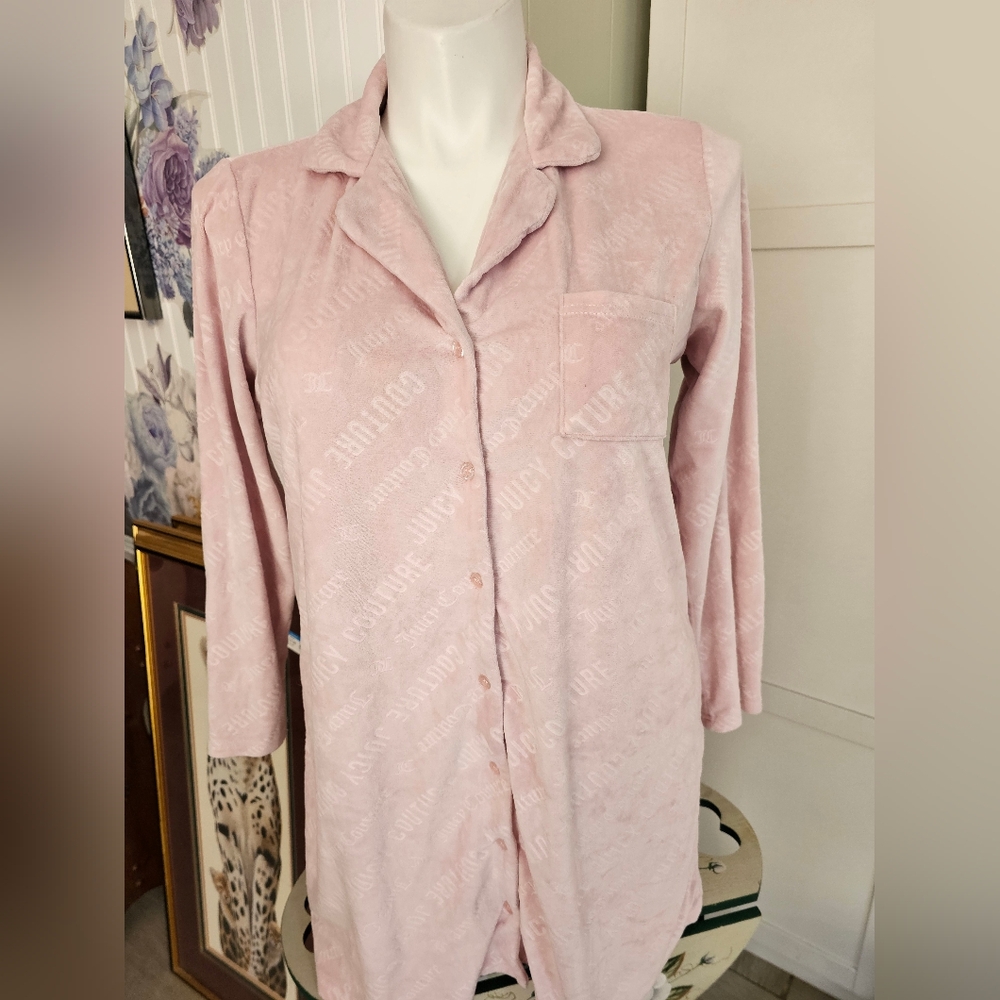 Juicy Couture Pink Velour Velvet Sleep Shirt Nightie M Button Front Lounge EUC